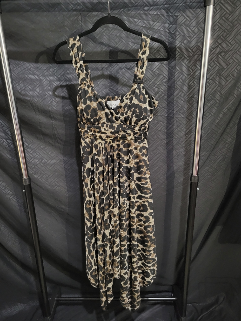 Olivia Matthews Leopard Handkerchief Hemline V Neck Y2k 90's